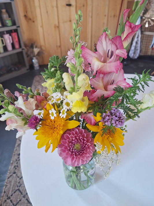 A Season of Flowers - 1 Bouquet for 3 Months